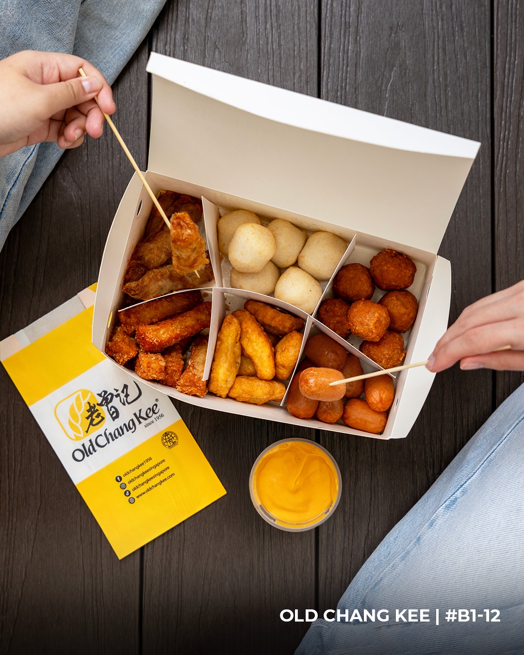 Old Chang Kee Classic Mix Party Platter Box