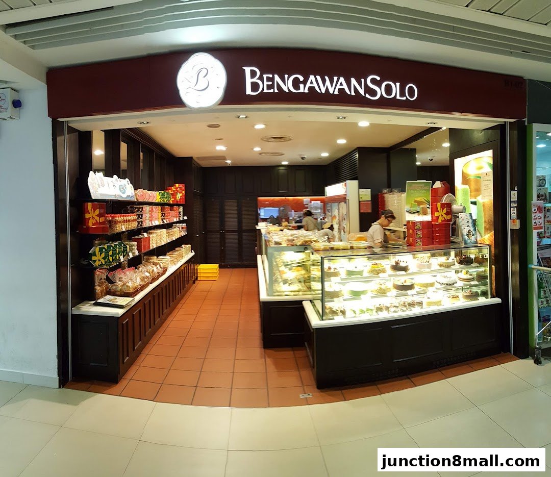 Bengawan Solo shop interior showcasing cakes, pastries, and gift boxes.