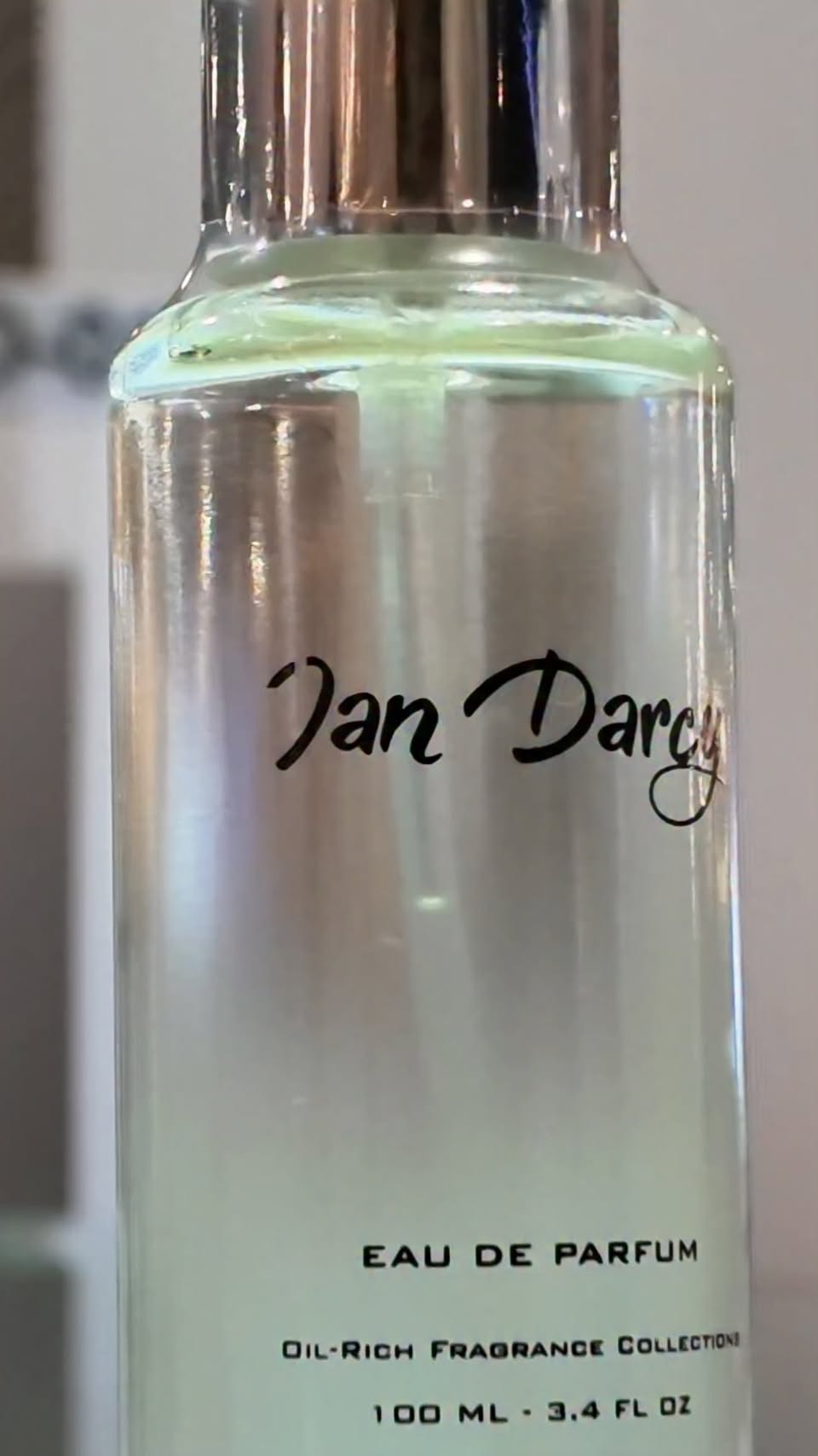 Ian Darcy Eau de Parfum from the Oil-Rich Fragrance Collection